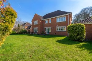 Rear elevation- click for photo gallery